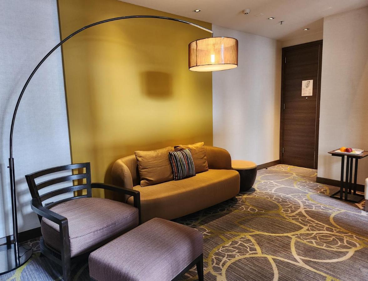 Crowne Plaza Hong Kong Kowloon East, An Ihg Hotel Ngoại thất bức ảnh